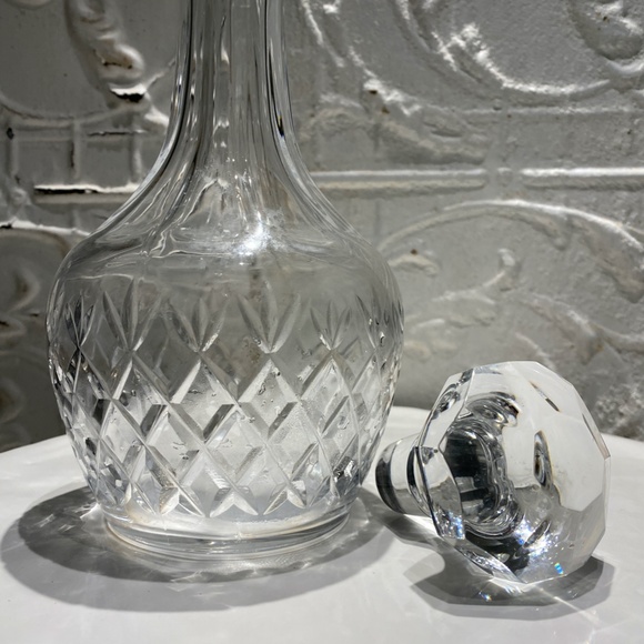 🌟 Vintage Crystal Decanter - Timeless Elegance 🌟 - Picture 4 of 6